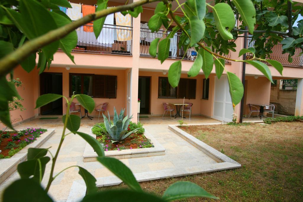 Apartments Neda - Porec South Cameră foto